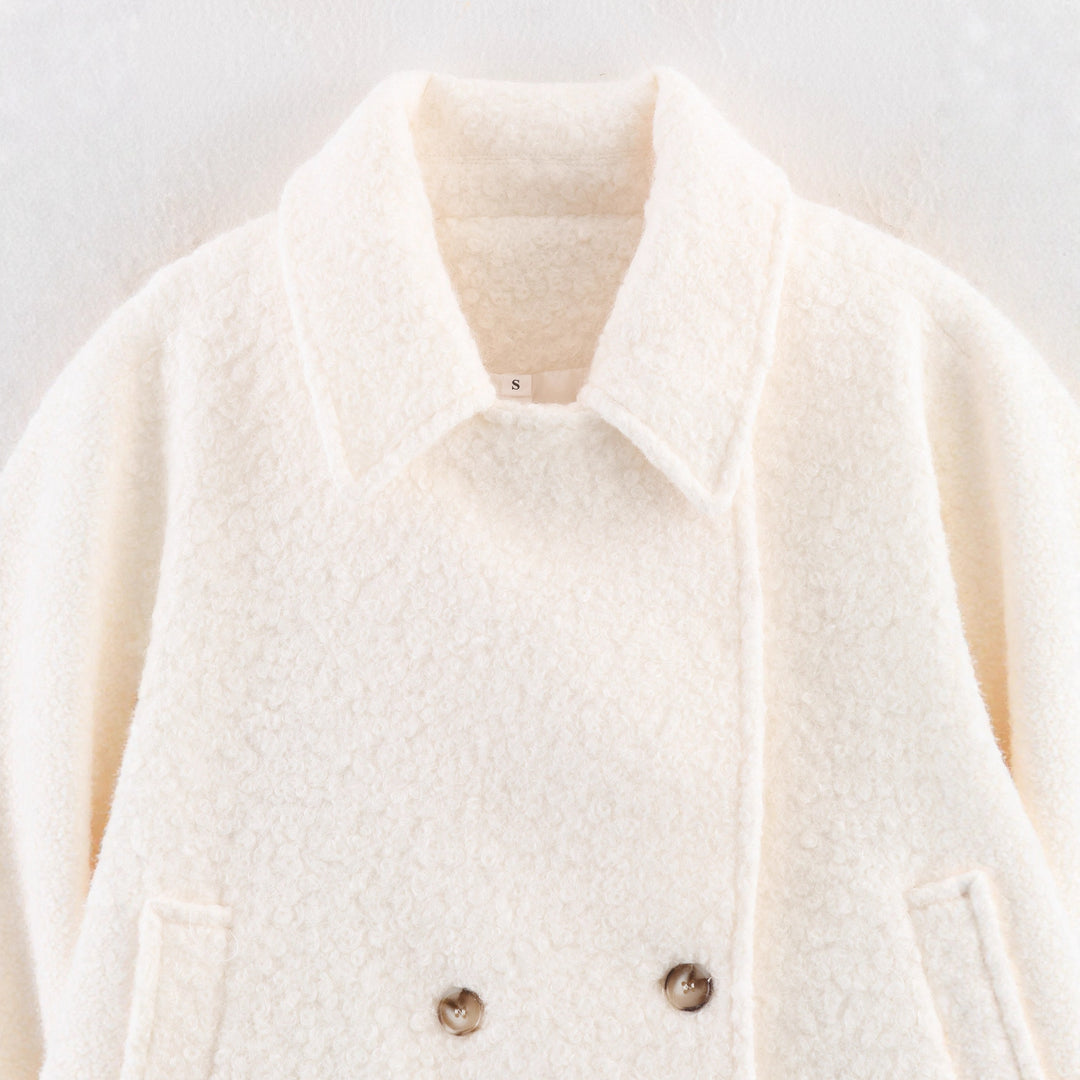 Damen nan kastige Bouclé-Jacke mit kurzem Schnitt, doppelreihiger Knopfleiste und Manschettenriegel Drune