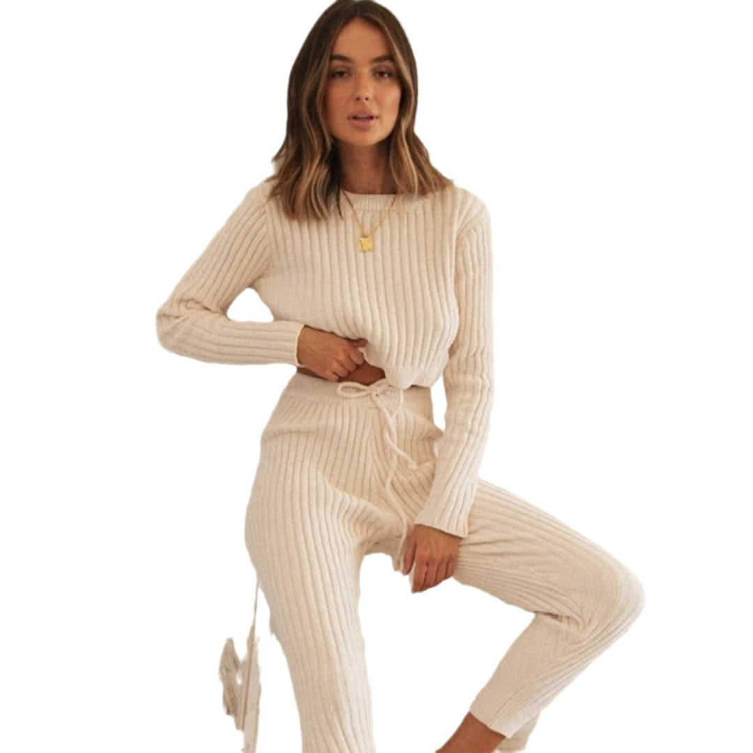 Damen lässiges Strickensemble mit hohem Bund und Rippstruktur