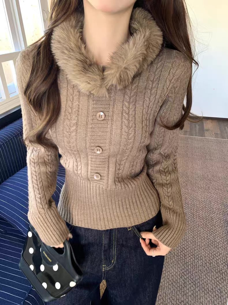 Damen Strickpullover mit luxuriösem Fellkragen und eleganten Knopfdetails Drune