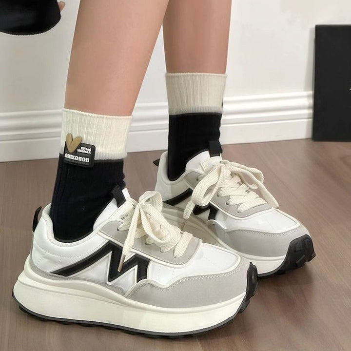 Damen Plateau-Chunky-Sneaker mit skulpturierter EVA-Sohle, Trail‑Profil und gepolstertem Komfortkragen Drune