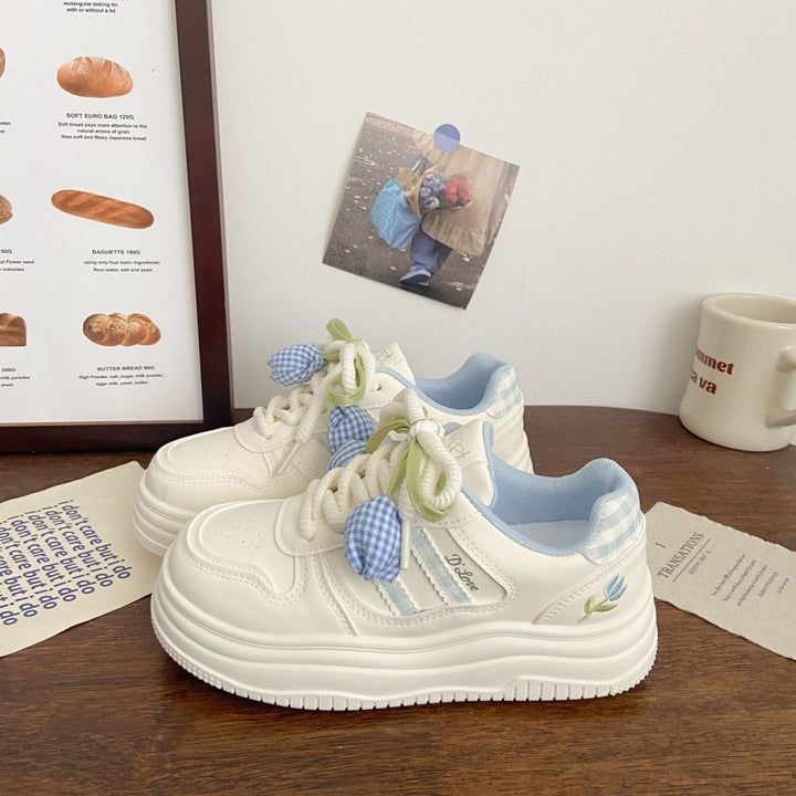 Damen Sportliche Sneakers mit verspielten Applikationen und dämpfender Sohle Drune
