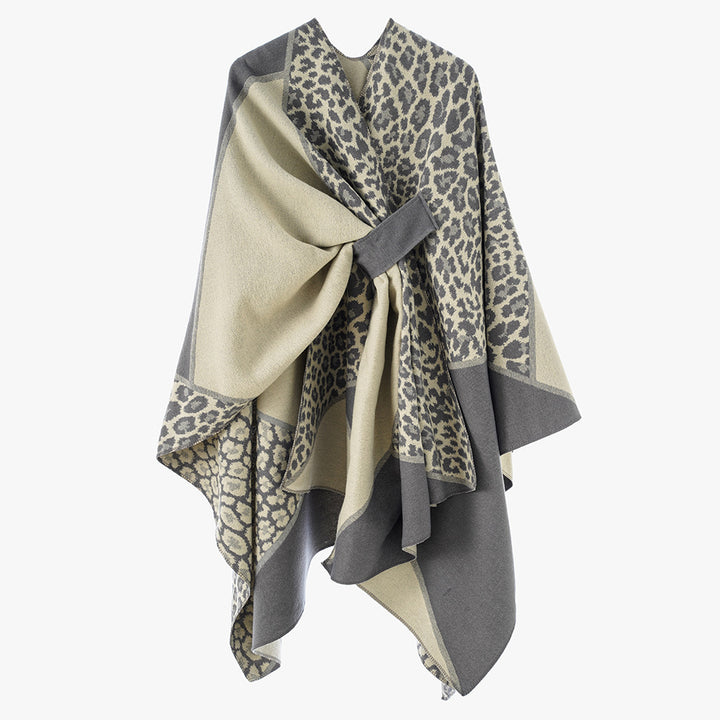 Damen Reversibles Feinstrick‑Cape mit tonalem Leo‑Jacquard und Gurtführung Drune