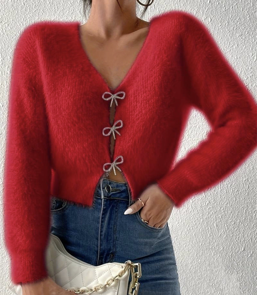 Damen Flauschiger Cropped-Cardigan mit V-Ausschnitt und Schleifen‑Verschlüssen Drune