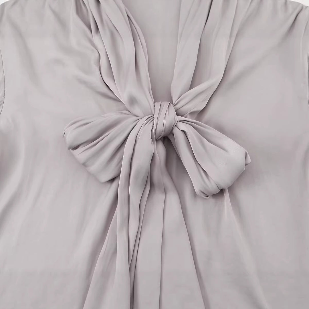 Damen Elegante Schlupfbluse mit Bindeschal, voluminösen Manschetten und kastiger Silhouette Drune