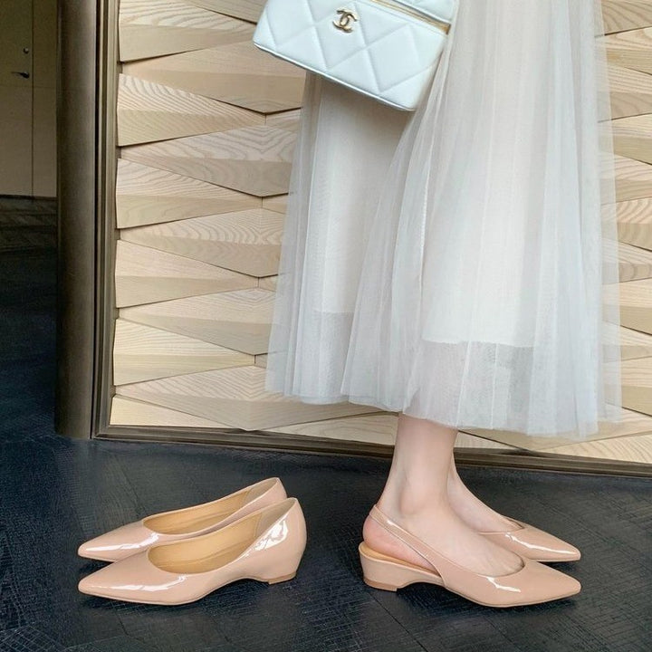 Damen Minimalistische spitze Ballerina‑Pumps mit kleinem Keilabsatz und ergonomischem Fußbett Drune