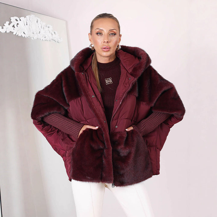 Damen Kurz geschnittene gesteppte Kapuzenjacke mit voluminösem Webpelzbesatz und Oversize‑Silhouette Drune