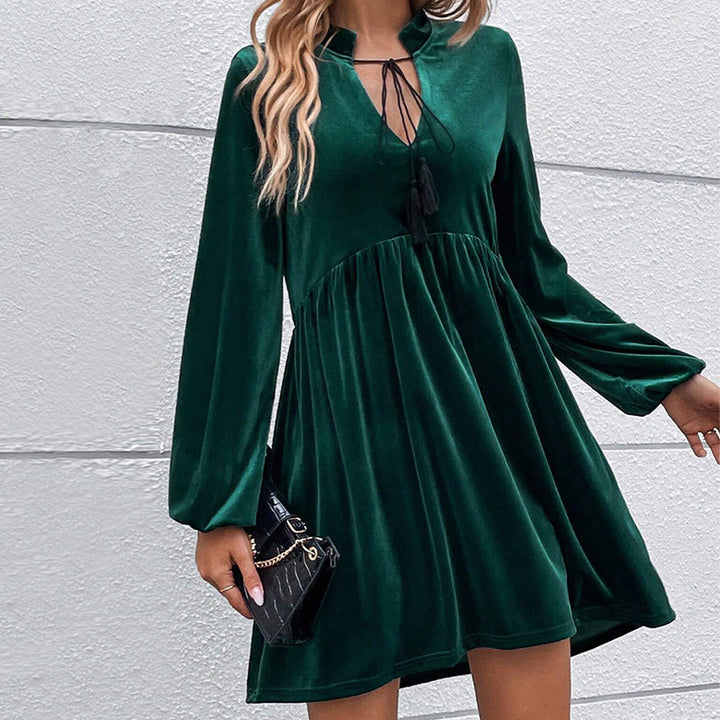 Damen samtiges Babydoll-Minikleid mit Empire-Taille Quastenbindung und langen Glockenärmeln Drune