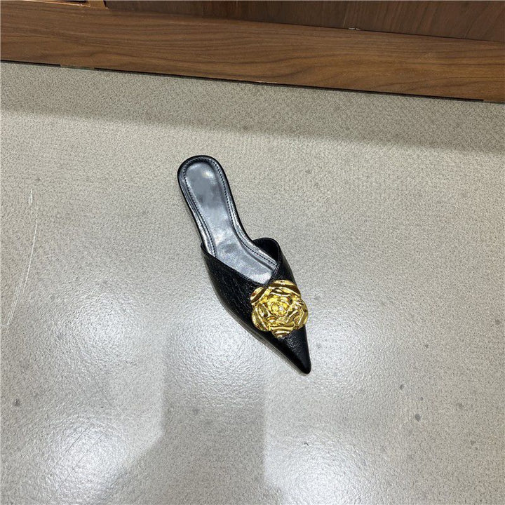 Damen Spitz zulaufende Mule-Slipper mit dekorativer Blütenapplikation und gepolsterter Innensohle Drune