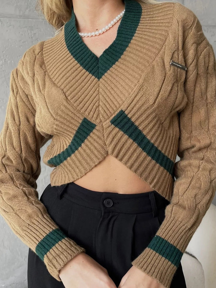 Damen cropped Strickpullover mit V-Ausschnitt und Kontrastdetails Drune