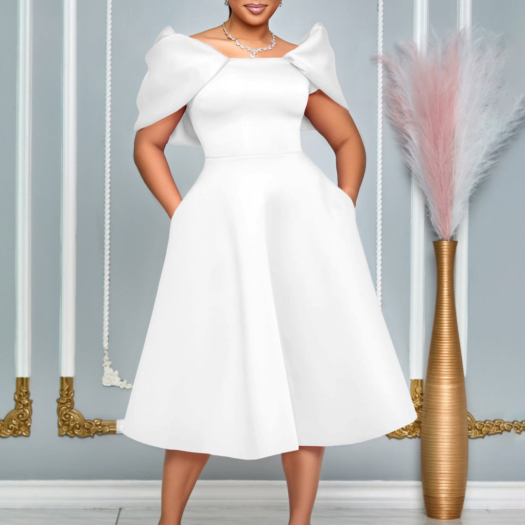 Damen Festliches Kleid mit dramatischem Cape Drune