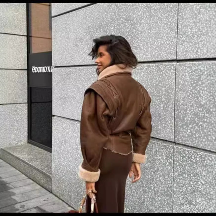 Damen nan taillierte Kunstlederjacke mit Sherpa-Futter, Wickelgürtel und seitlichen Schnürdetails Drune