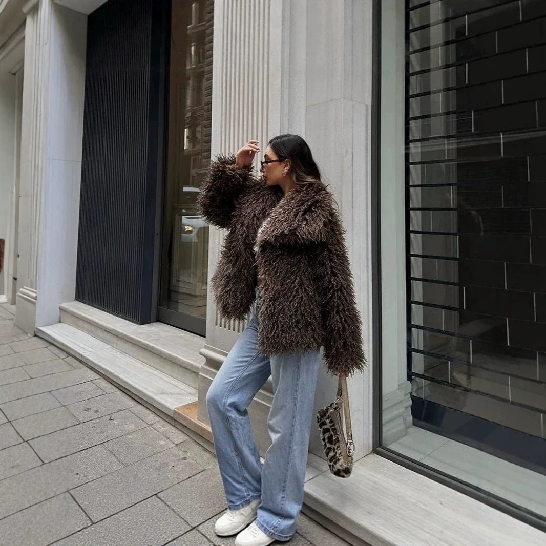 Damen Kurzjacke aus langflorigem Kunstpelz mit extra breitem Schalkragen Drune