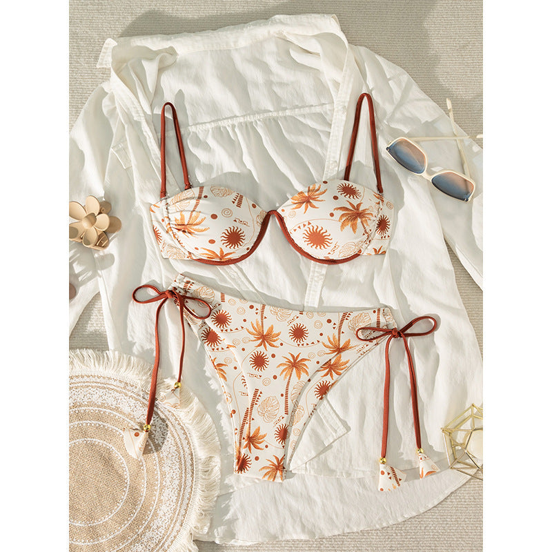 Damen Triangel-Bikini mit kontrastierenden Bändern und verspieltem Palmenmuster Drune