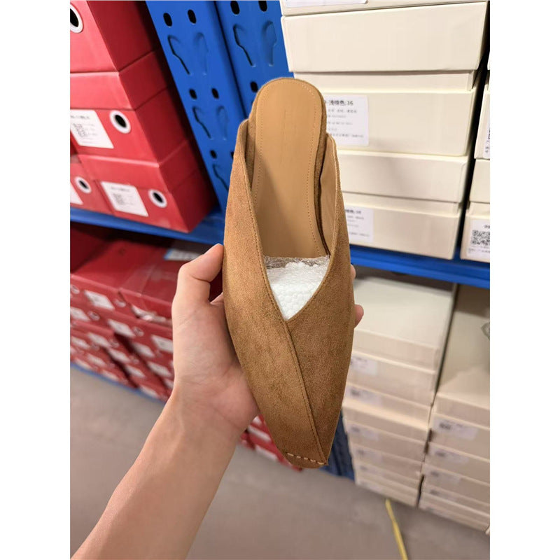 Damen Spitz zulaufende Wildleder‑Mules mit V‑Ausschnitt und flacher Komfortsohle Drune