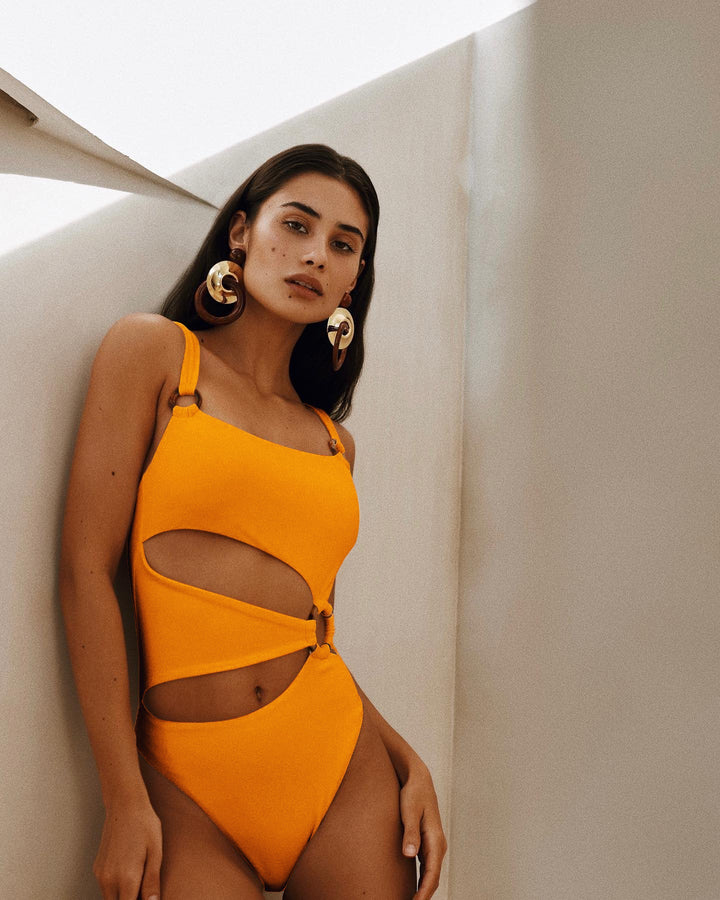 Damen Einteiliger Badeanzug mit innovativem Cut-Out und modischem Ringdetail Drune