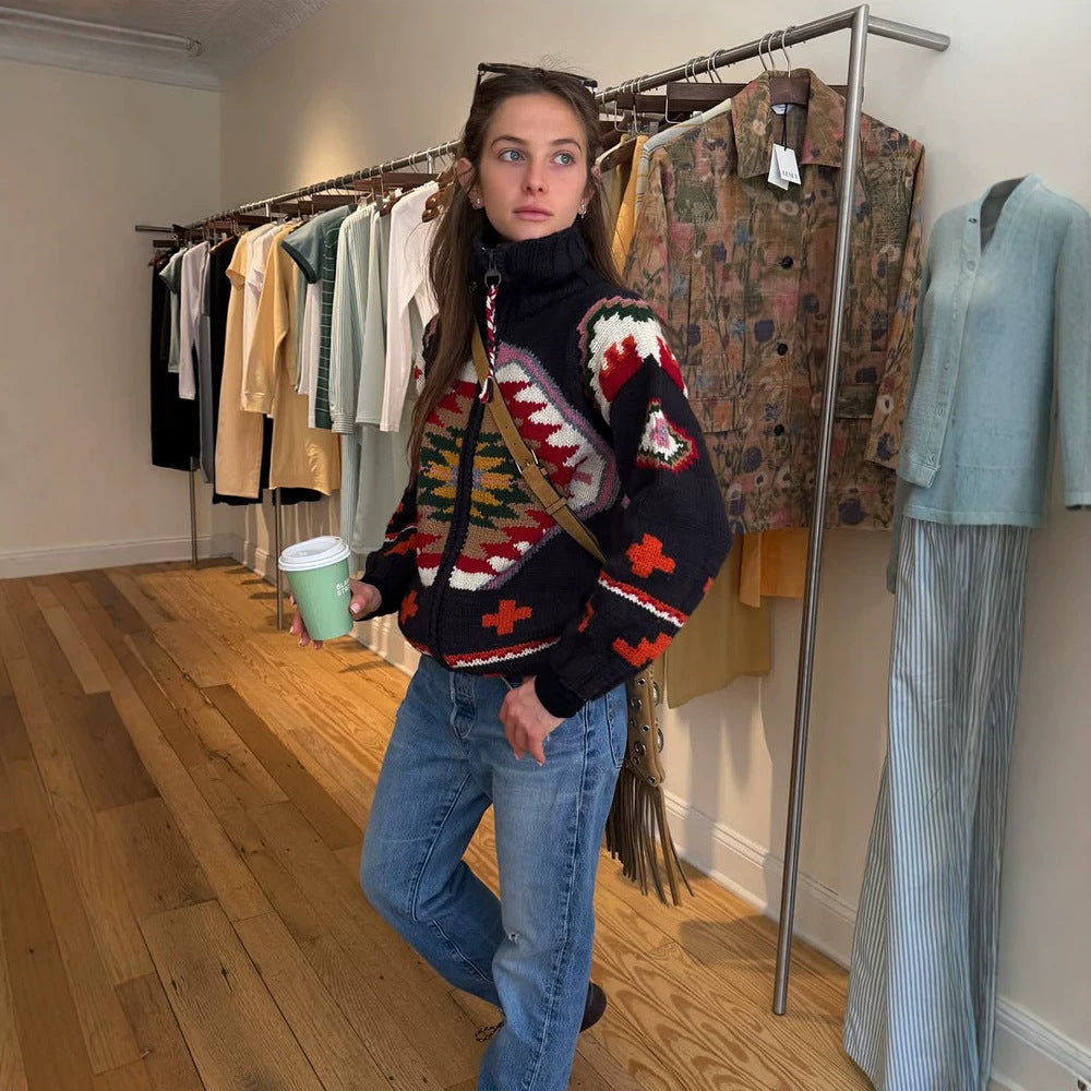 Damen Jacquard-Strickjacke mit Navajo‑Muster, Reißverschluss und hohem Kragen Drune