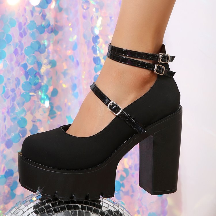 Damen Plateau-Pumps mit eleganter Doppelriemenführung und rutschfester Sohle Drune
