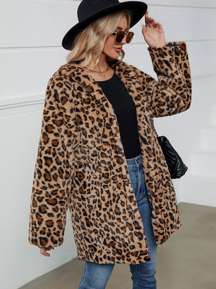 Damen futuristische Leopardenfelljacke Drune