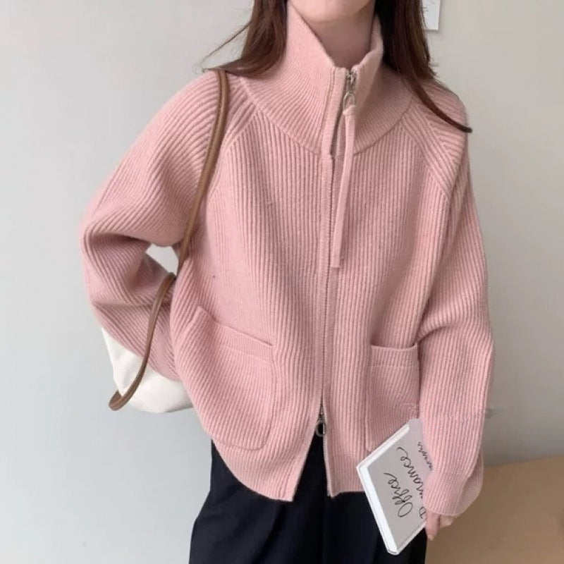 Damen Strickjacke mit hohem Kragen und praktischen Taschen Drune