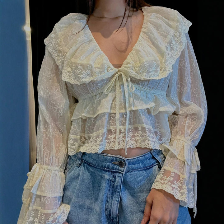 Damen romantische Bluse mit Spitzenverzierungen und Rüschendetails Drune