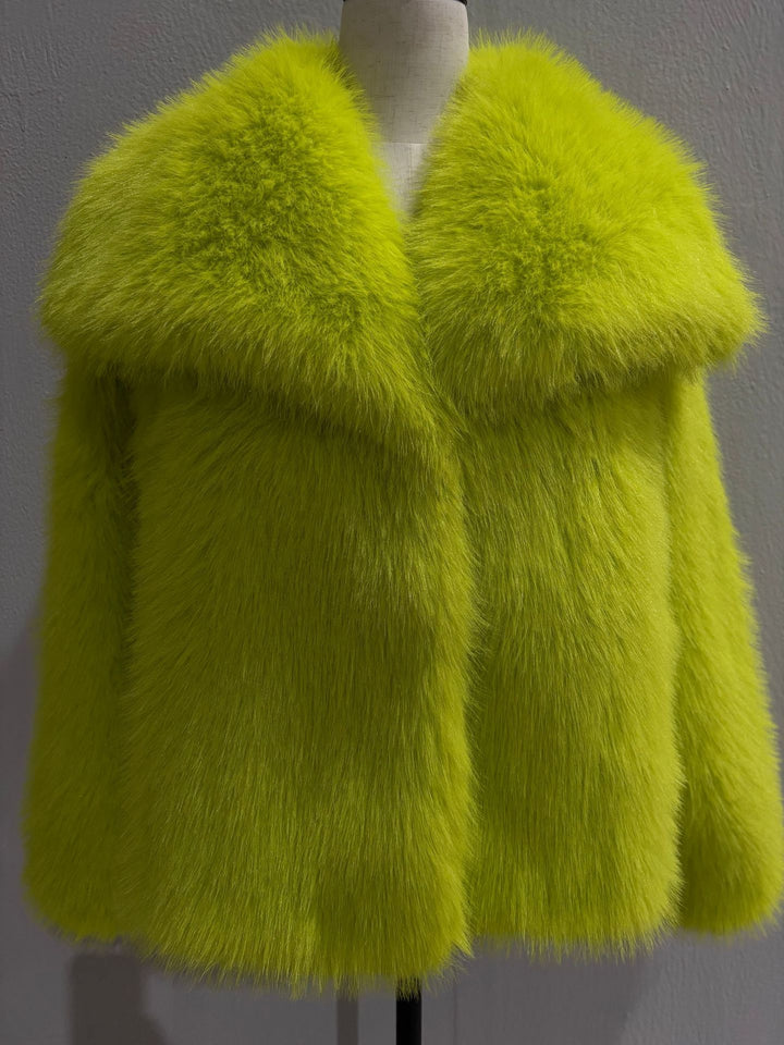 Damen Kurzbolero im Boxy-Cut aus veganem Shaggy-Kunstpelz mit XXL-Schalkragen Drune