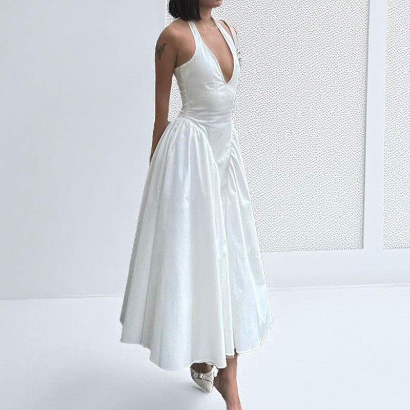 Damen Abendkleid mit tiefem V-Ausschnitt und voluminösem Rock Drune