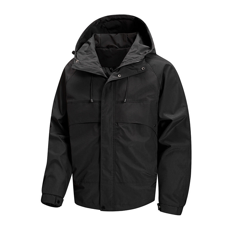 Herren urbaner Allwetter-Hybridblouson mit gesteppter Innenlage, verstellbarer Kapuze und verdeckten Reißverschlusstaschen Drune