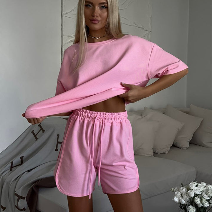 Damen gemütliches Sport-Set mit lässigem T-Shirt und Shorts Drune