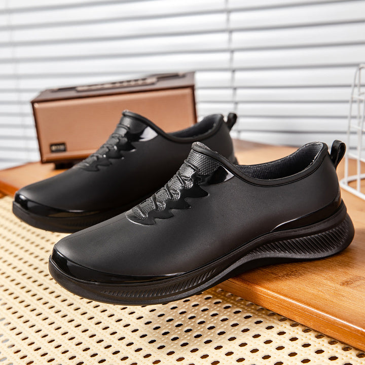 Herren Wasserdichter Slip‑On Gummisneaker mit stoßdämpfender Laufsohle und dezenter Schnüroptik Drune