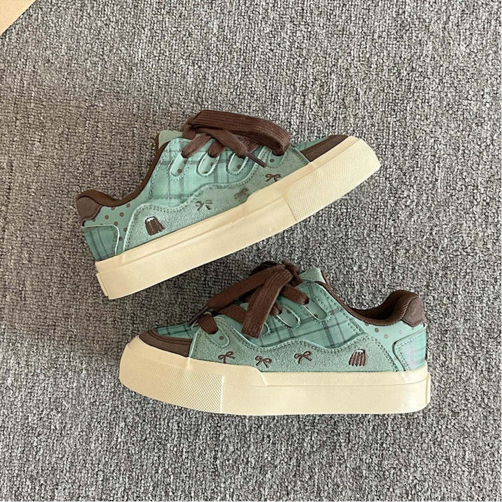 Damen Sneakers mit süßem Gitterdesign und dicker Sohle Drune