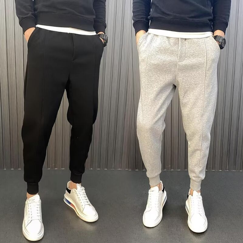 Herren Jogginghose mit tailliertem Tapered‑Schnitt, Bügelfalte und elastischen Bündchen Drune