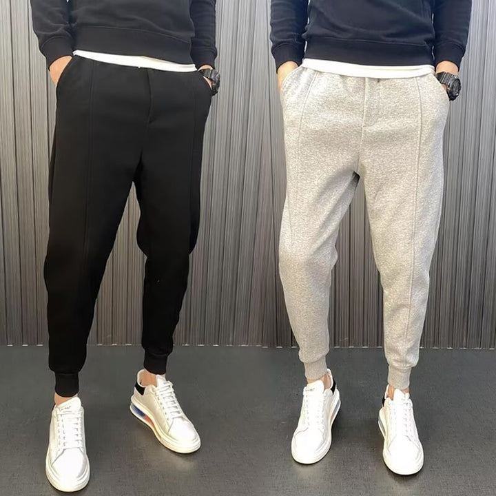 Herren Jogginghose mit tailliertem Tapered‑Schnitt, Bügelfalte und elastischen Bündchen Drune