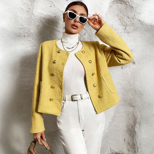 Damen Kurzjacke aus Bouclé mit doppelreihiger Knopfleiste und aufgesetzten Taschen Drune