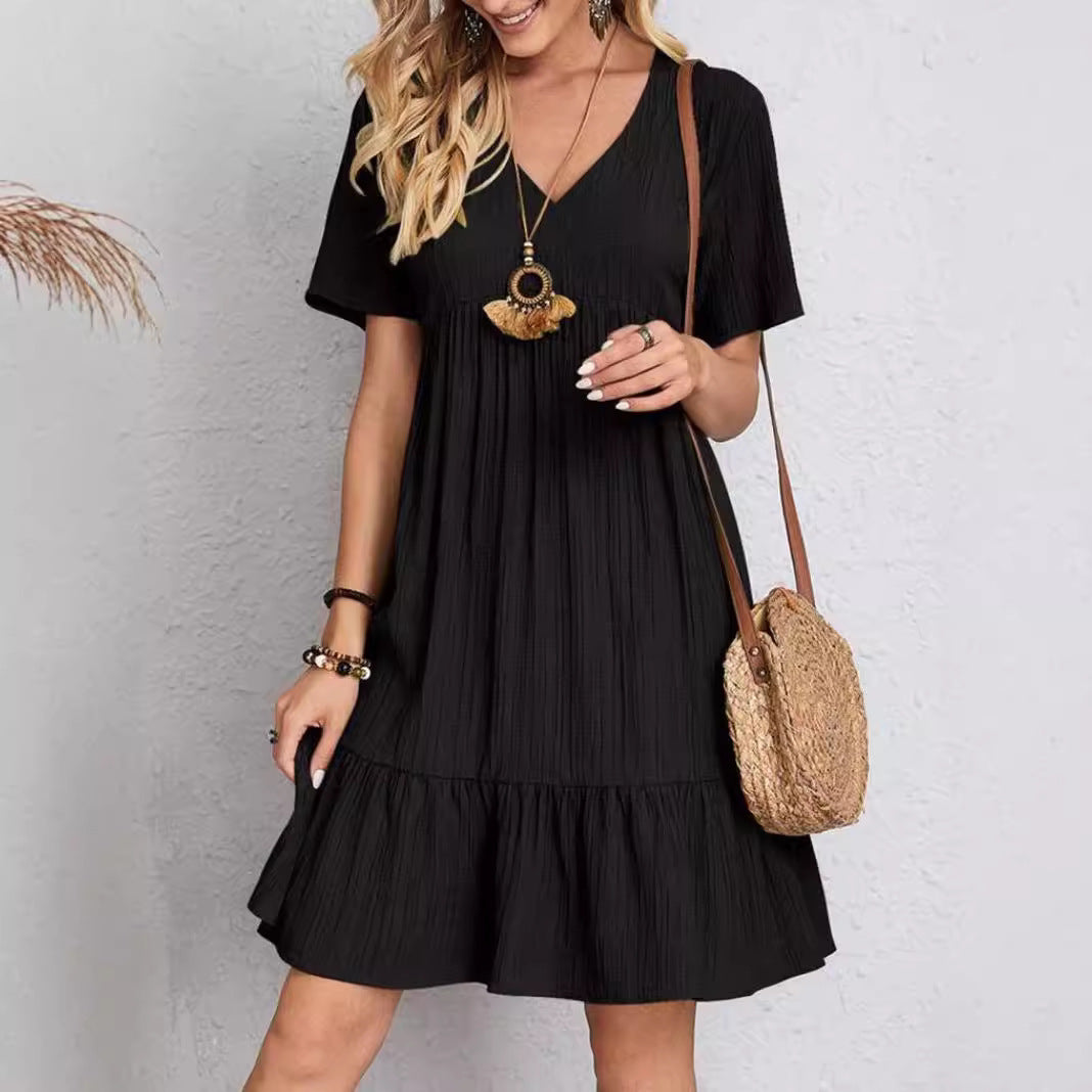 Damen nan Krepp-Kurzkleid mit V-Ausschnitt, geraffter Empirenaht und Volantsaum Drune