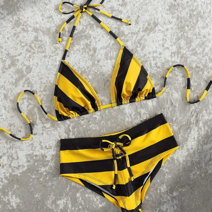 Damen Bikini mit trendigem Schnitt und verspielten Streifen Drune
