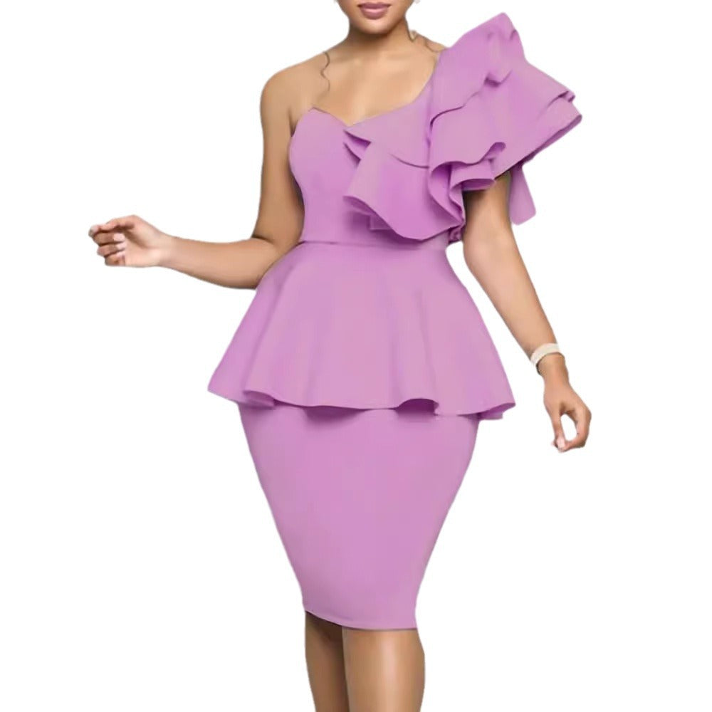 Damen Figurnahes Peplum-Kleid mit asymmetrischem Ausschnitt und Rüschendetails Drune