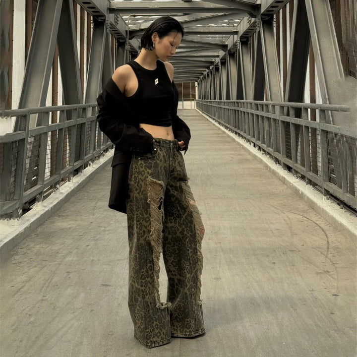 Damen Weite Löwenmuster Jeans mit ausgefransten Details Drune