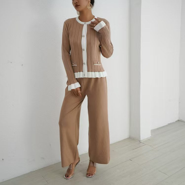 Damen Eleganter Strickanzug mit feinen Rippdetails und zeitlosem Design Drune