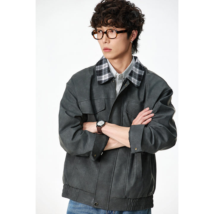 Herren Boxy Kunstleder‑Blouson mit kariertem Umlegekragen und Pattentaschen Drune