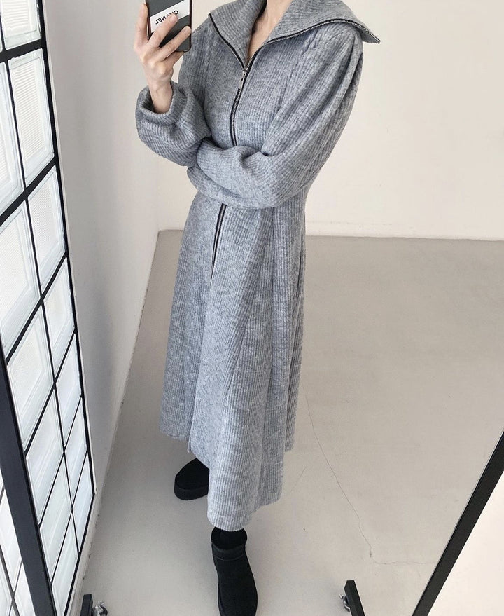 Damen Geripptes Strick-Midikleid mit Reißverschlusskragen und ausgestelltem Rock Drune