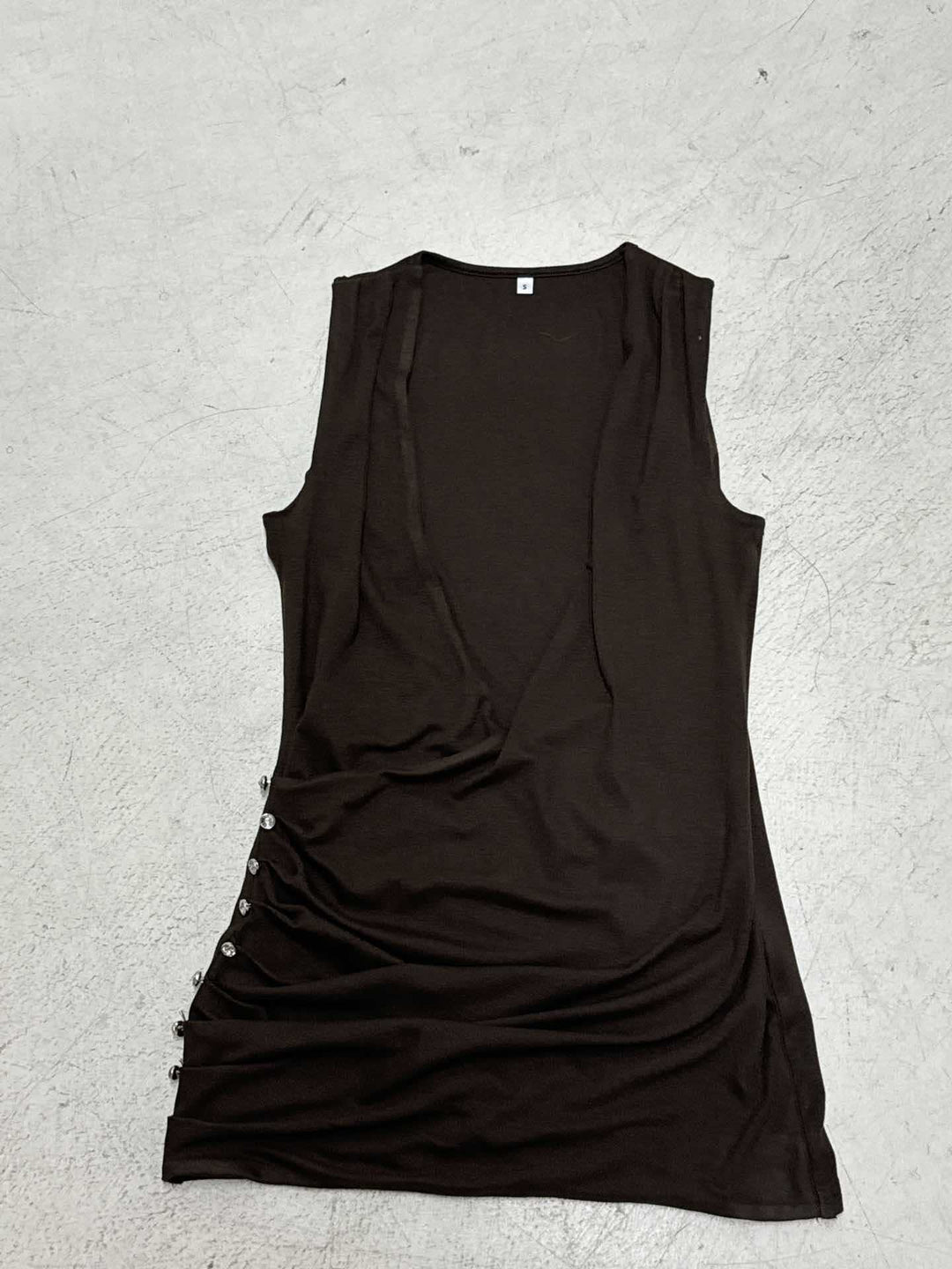 Damen eleganter Jumpsuit mit tiefem V-Ausschnitt und fließendem Material Drune