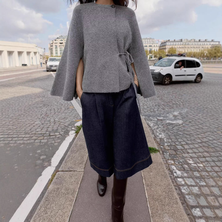 Damen Kurzes Wollmix‑Cape mit Rundhals, Tunnelzug‑Taillierung und Trompetenärmeln Drune