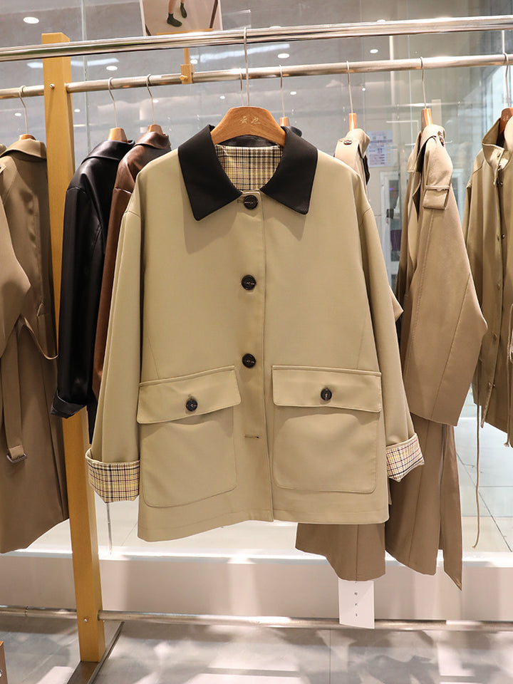 Damen Kurze Trenchjacke mit kontrastierendem Reverskragen und kariertem Futter Drune