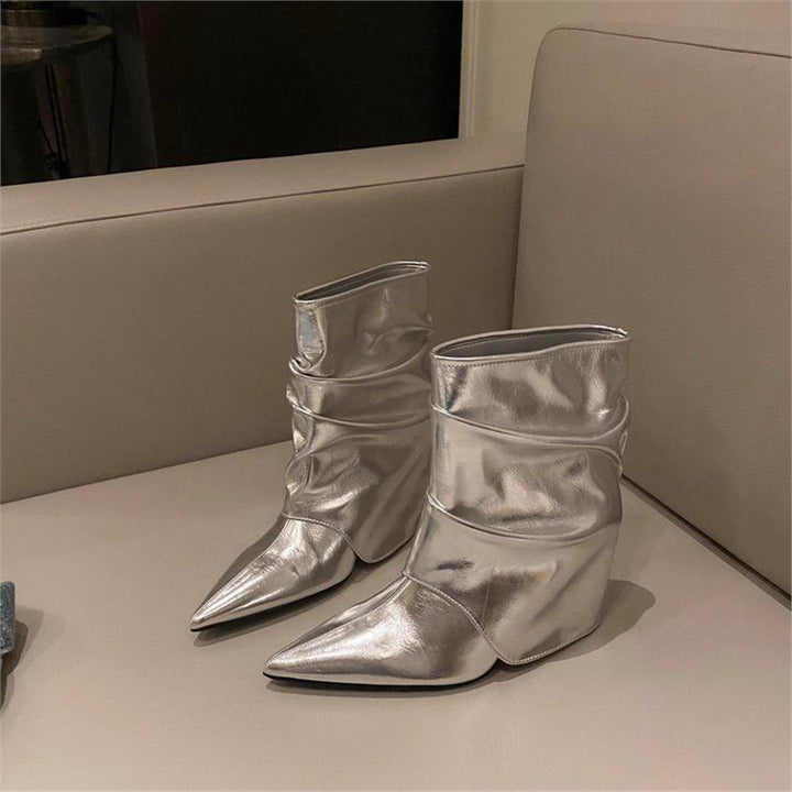 Damen Schlupf-Stiefelette mit gerafftem Schaft und eleganter Spitzkappe Drune