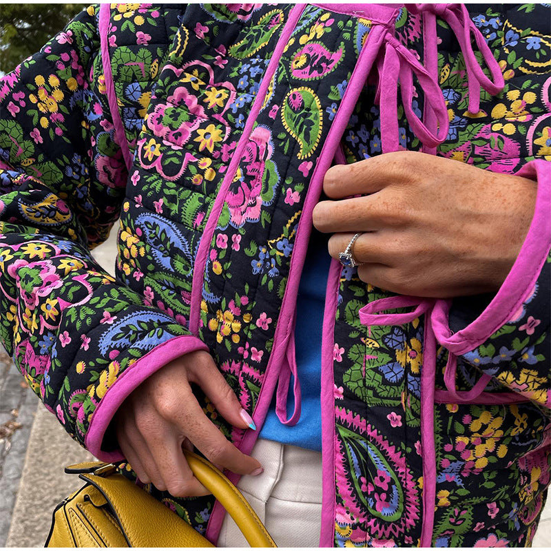 Damen Modische Steppjacke mit floralem Muster und praktischen Taschen Drune