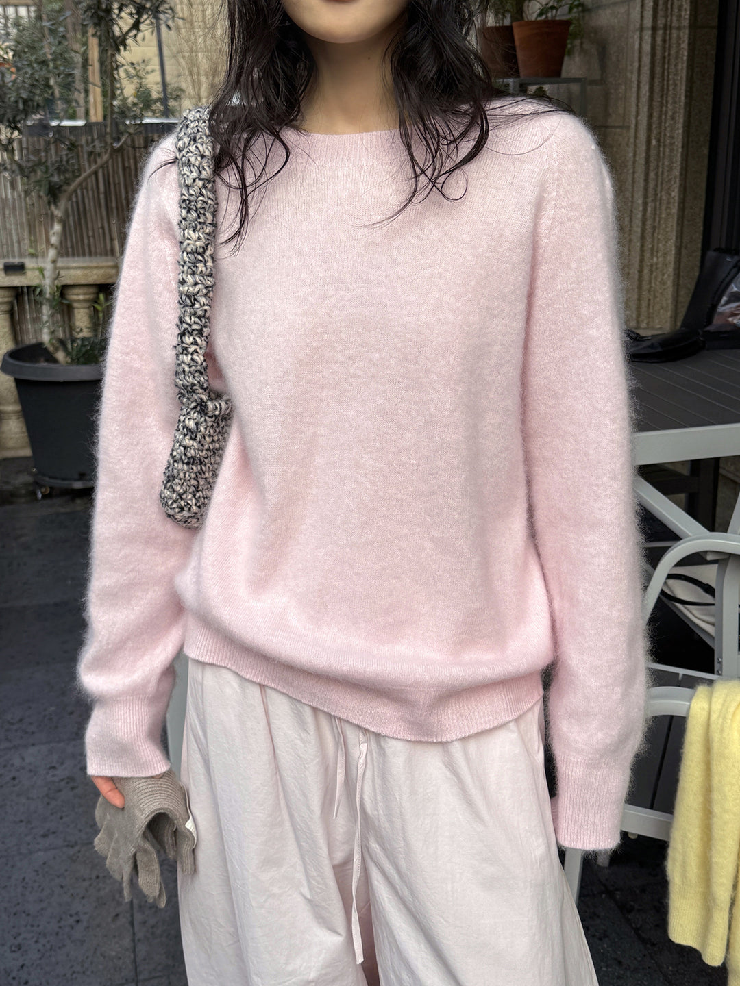 Damen Weicher Fluffy-Strickpullover mit feinem Rundhalsausschnitt und geripptem Saum Drune