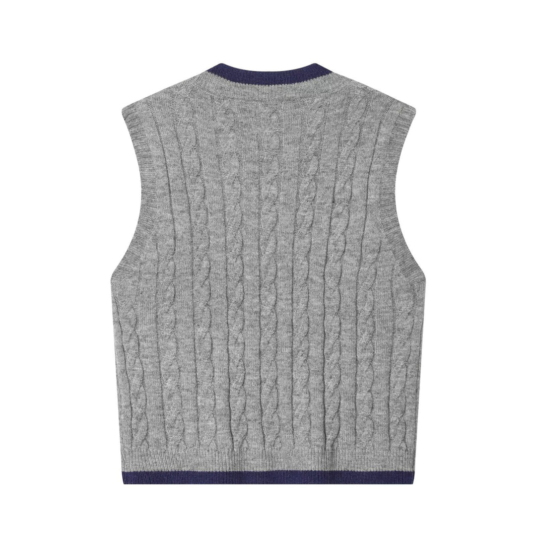 Damen Strickweste mit V-Ausschnitt und klassischem Kabelstrickmuster Drune