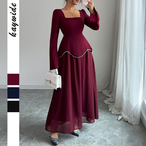 Damen nan elegantes Maxikleid mit quadratischem Ausschnitt, taillierter Schößchen-Passe und Perlenbordüre Drune