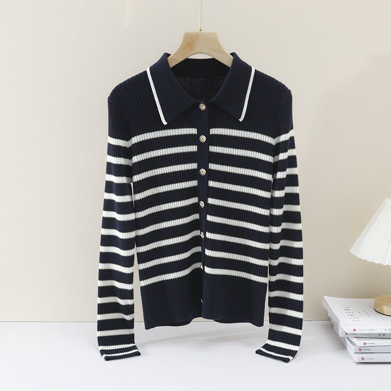 Damen Marin-inspiriertes Rippenstrick-Cardigan mit Polokragen und Zierknopfleiste Drune