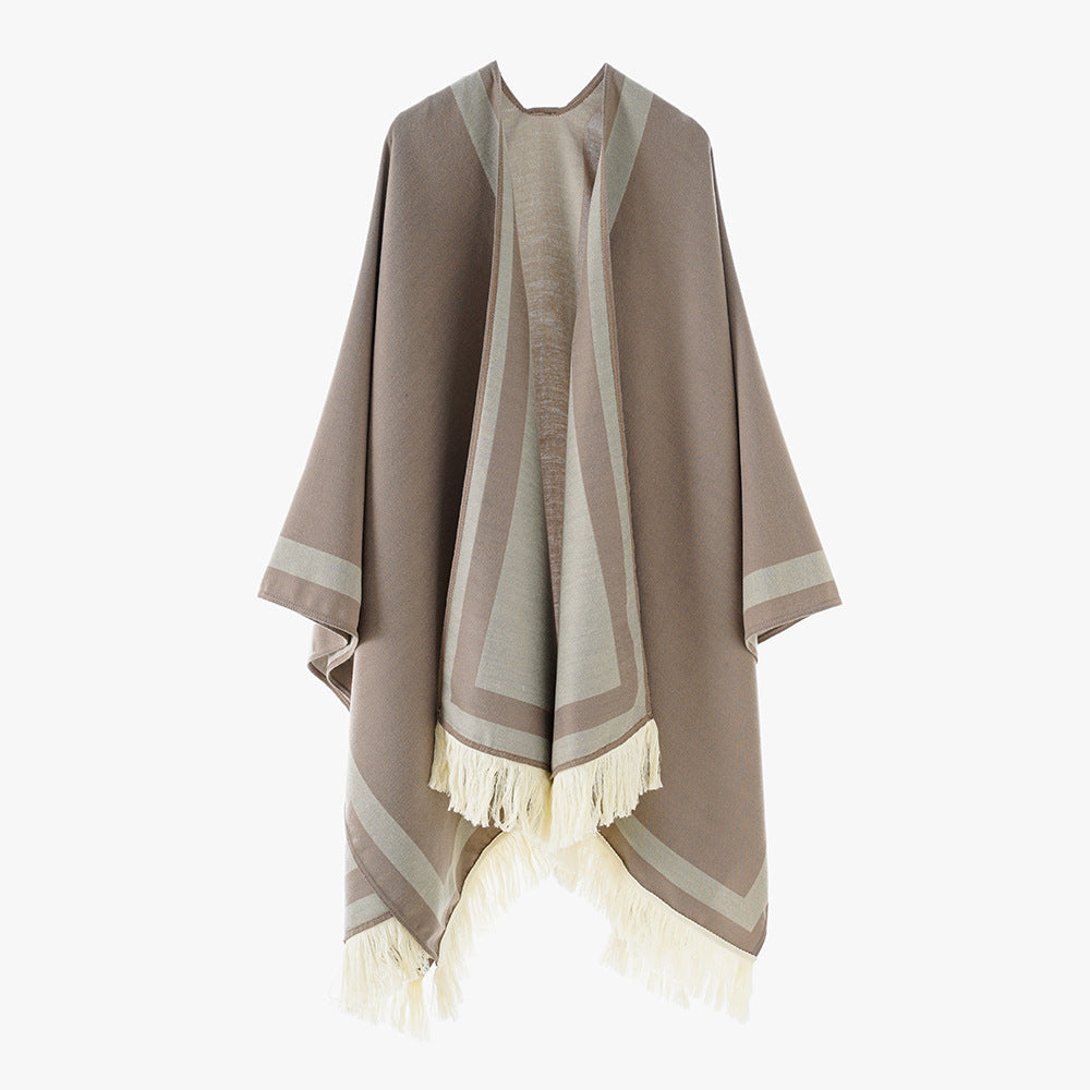 Damen Gefütterter Oversize‑Capeponcho im Kimono‑Schnitt mit Kontrastbordüre und Fransensaum Drune